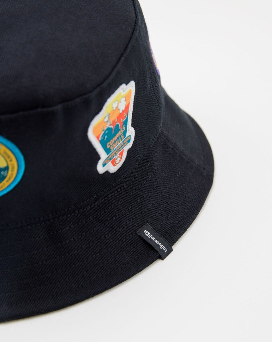 Bucket Snoopy Badges - Preto