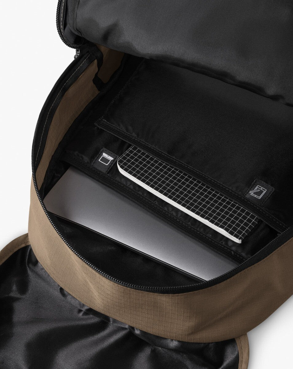Mochila Gaivota 15L - Marrom, Caramelo e Caqui