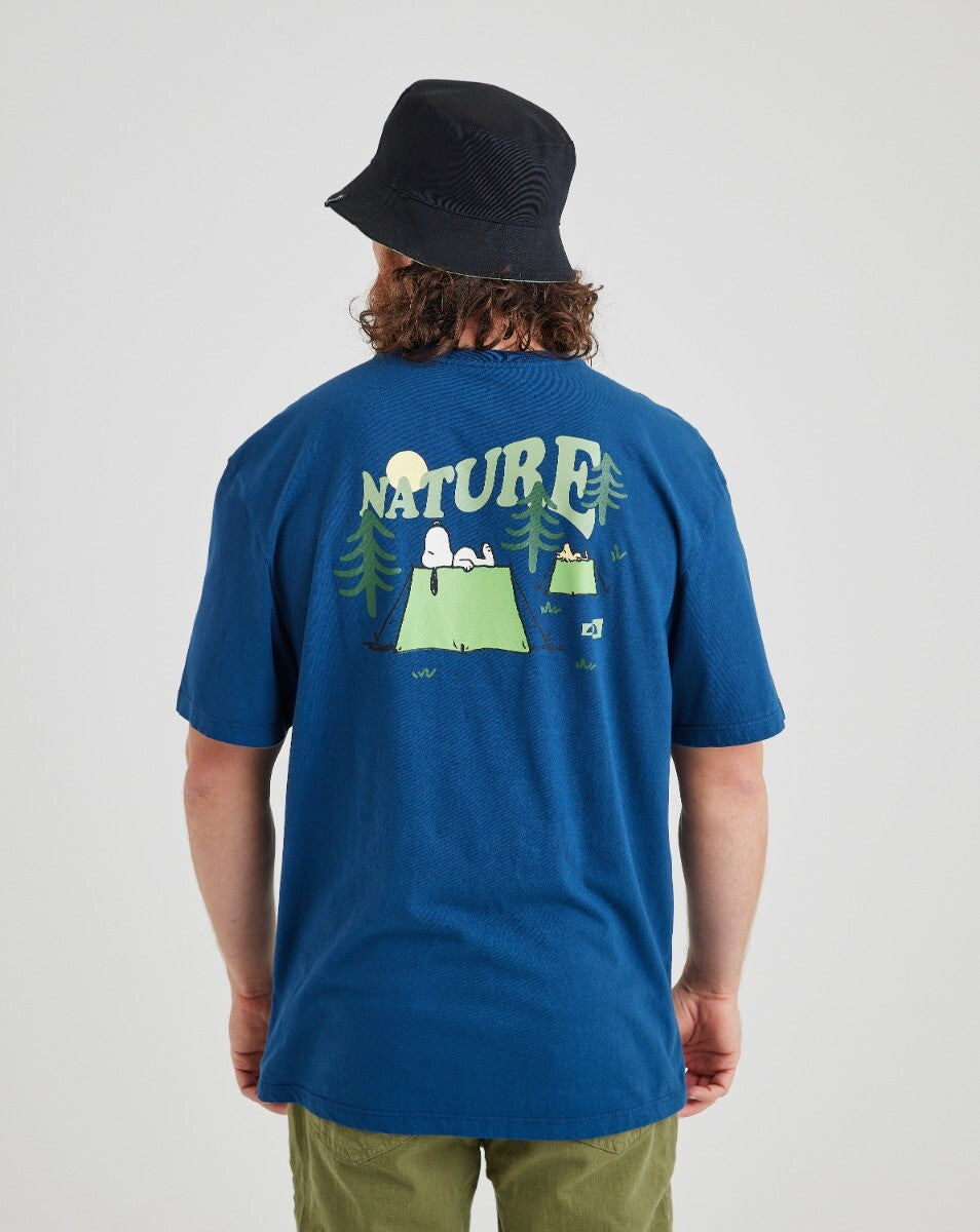 Camiseta Snoopy Nature - Azul Marinho