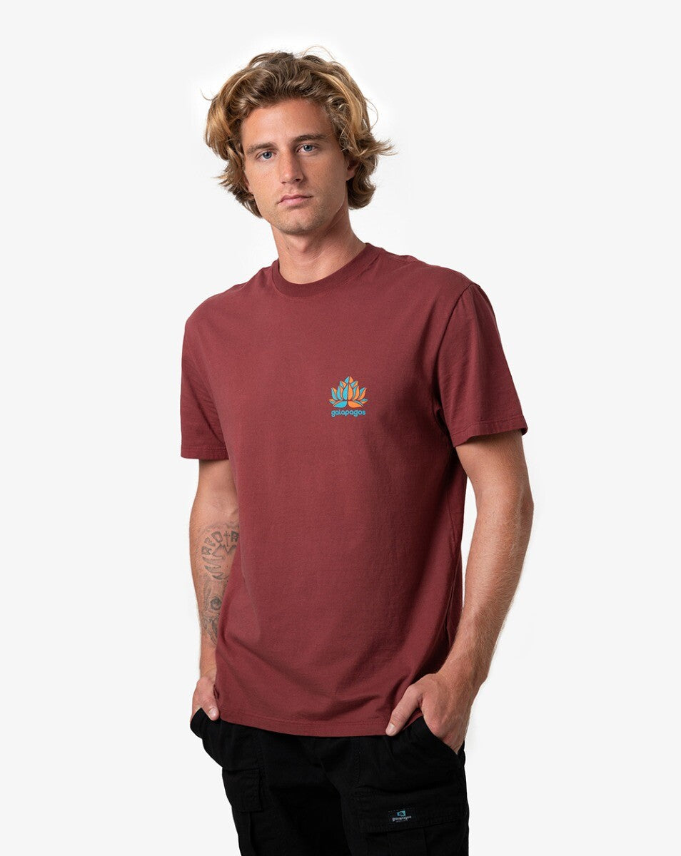 Camiseta All Gender Namastê - Marrom