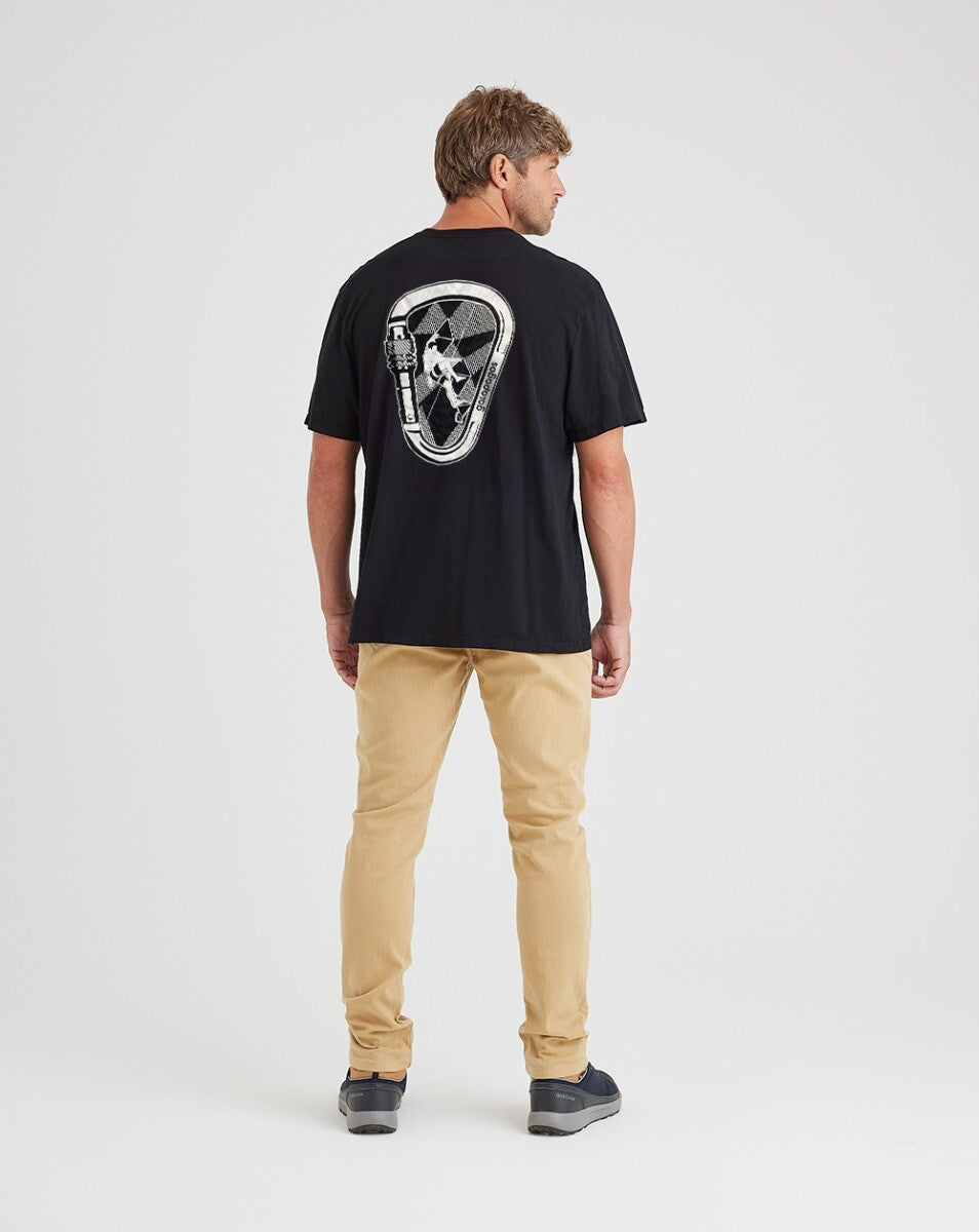 Camiseta Mosquetão - Preta
