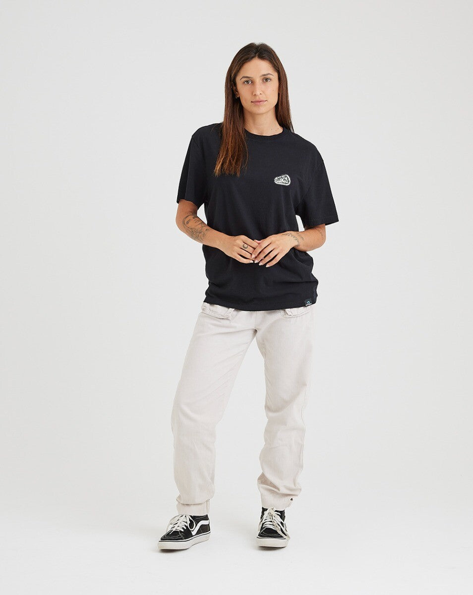 Camiseta Mosquetão - Preta