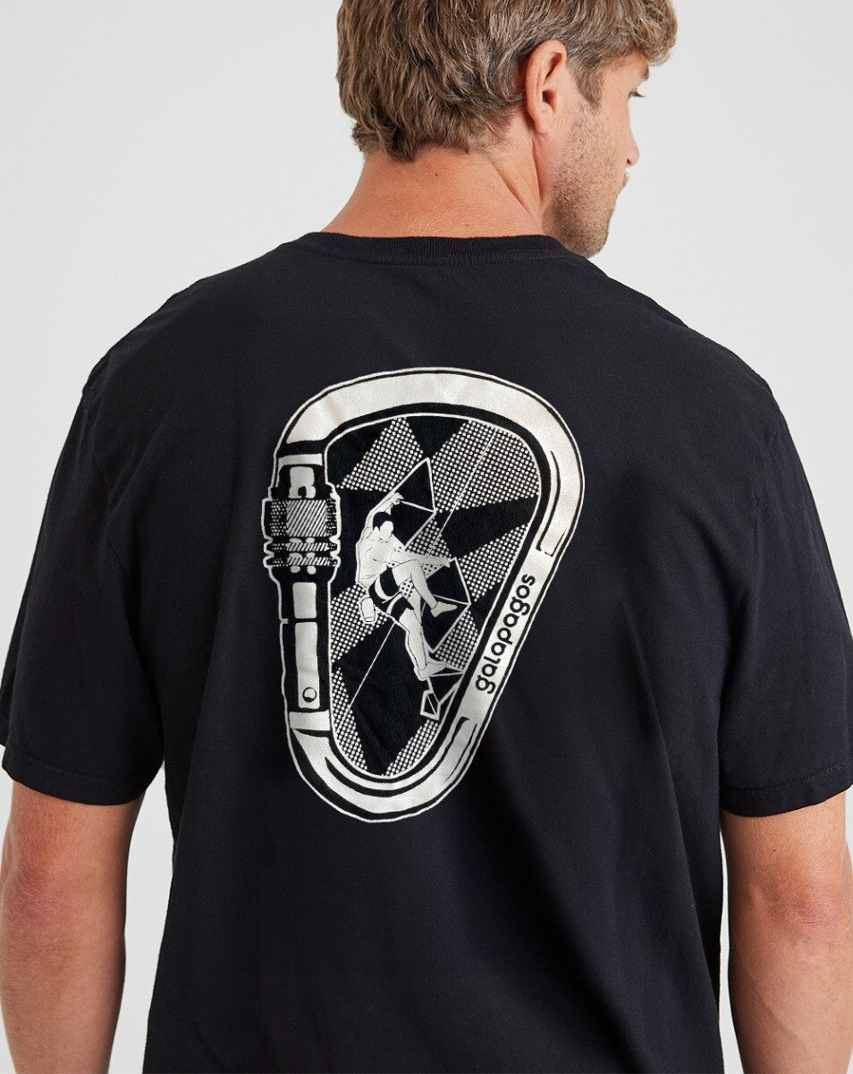 Camiseta Mosquetão - Preta