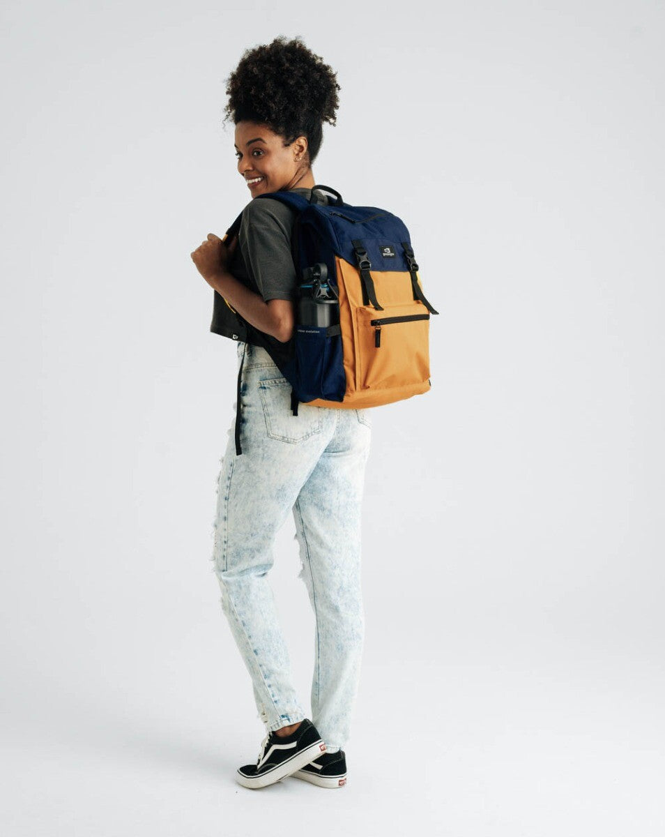 Mochila Pelican 2.0 30L - Amarelo e Azul Marinho