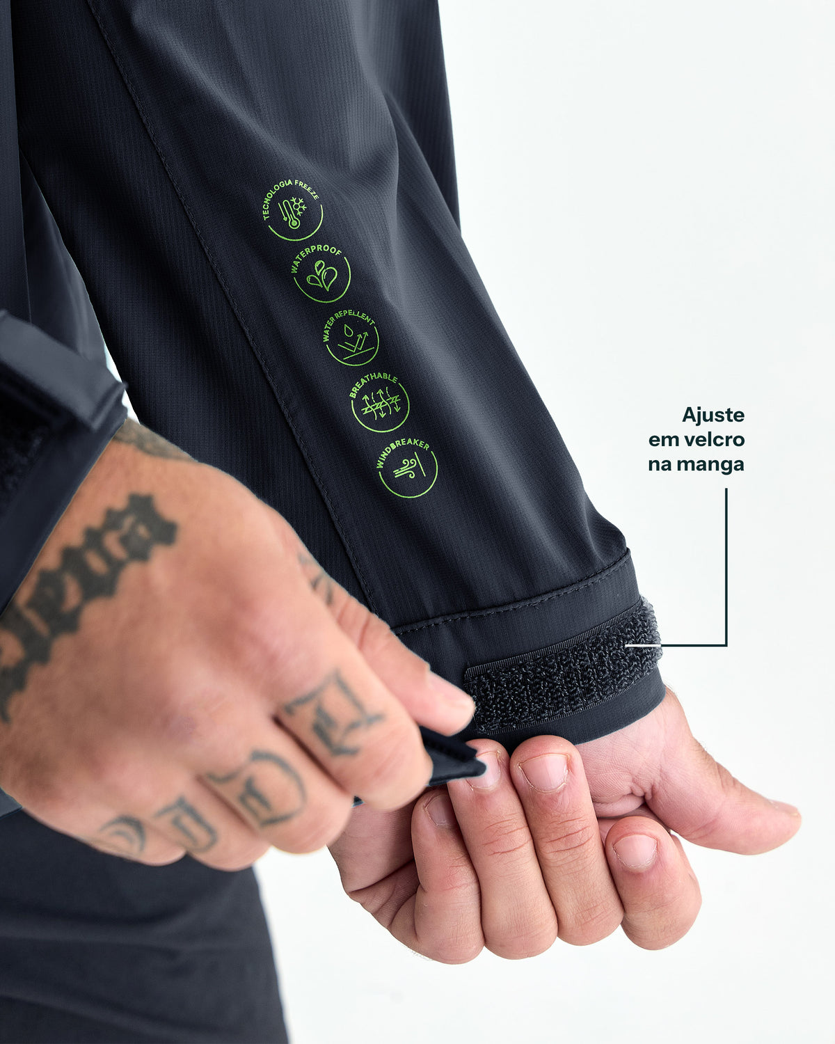 Jaqueta Impermeável Darwin Light Freeze Masculina - Preta