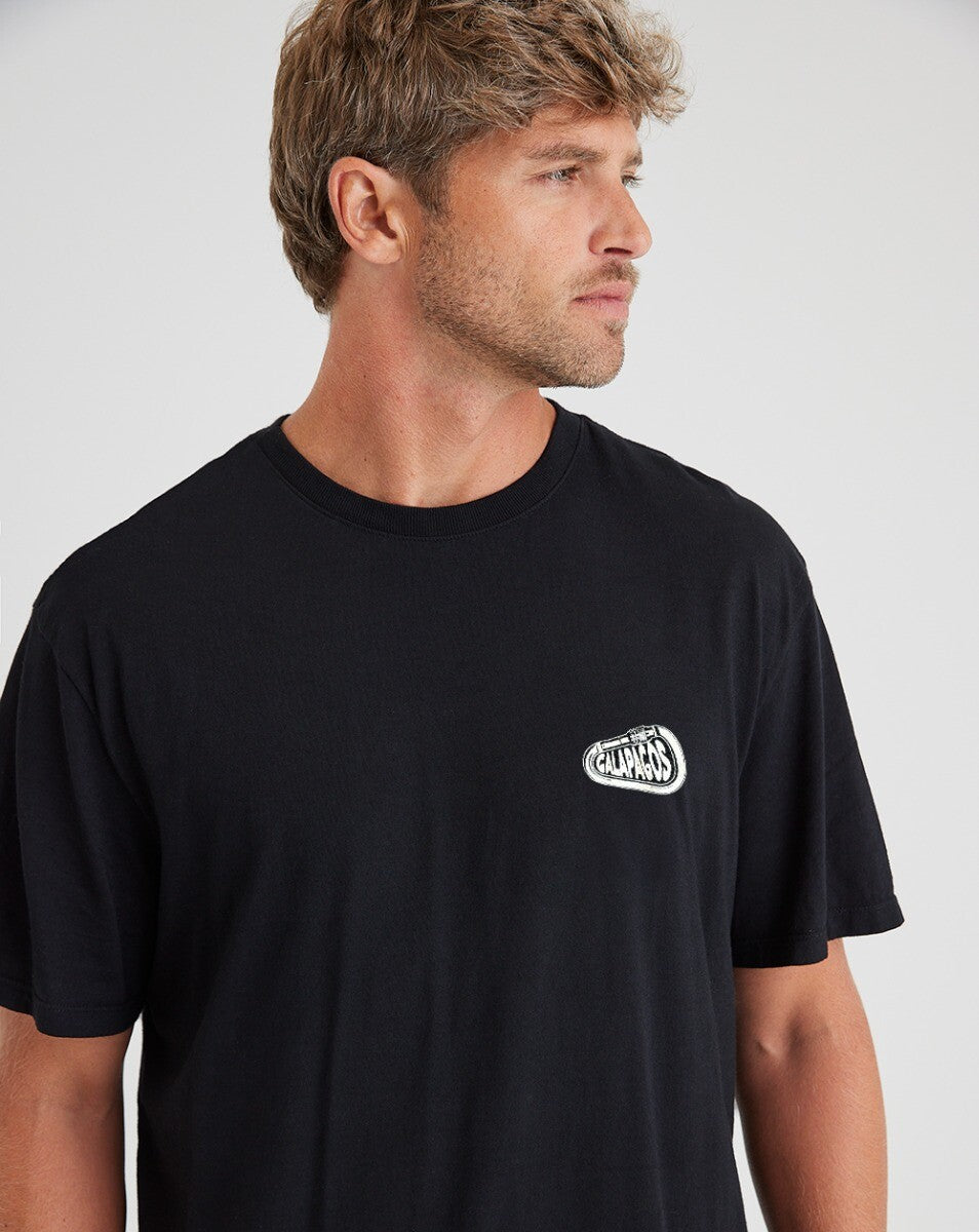 Camiseta Mosquetão - Preta
