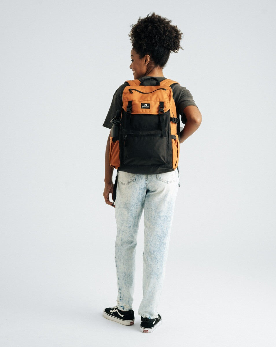 Mochila Pelican 2.0 30L - Preto e Caramelo
