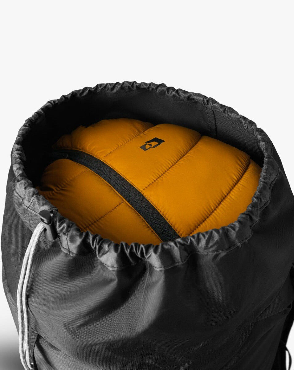 Mochila Charger 50L - Preta