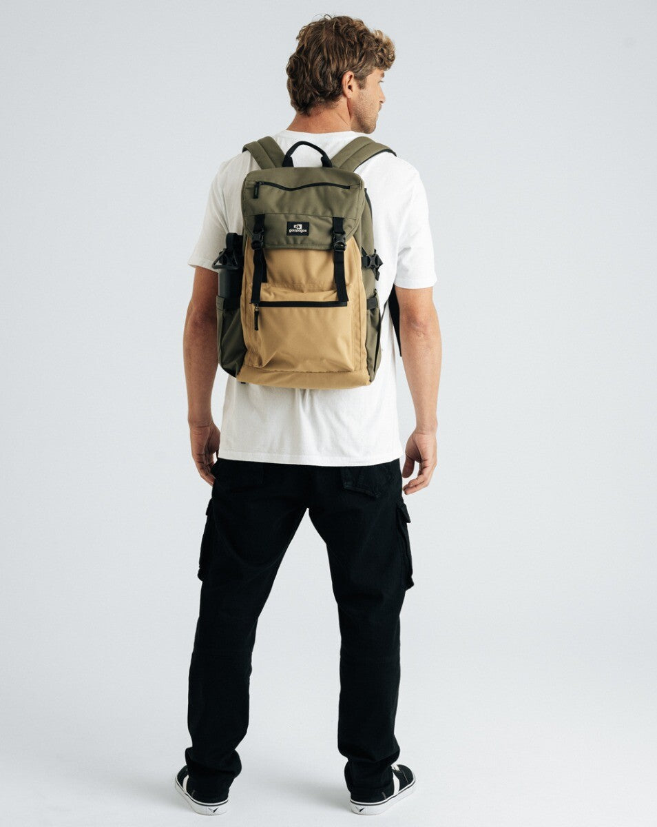 Mochila Pelican 2.0 30L - Ocre e Verde Militar