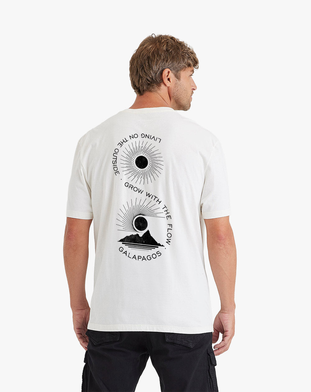 Camiseta Living Outside All Gender - Branca