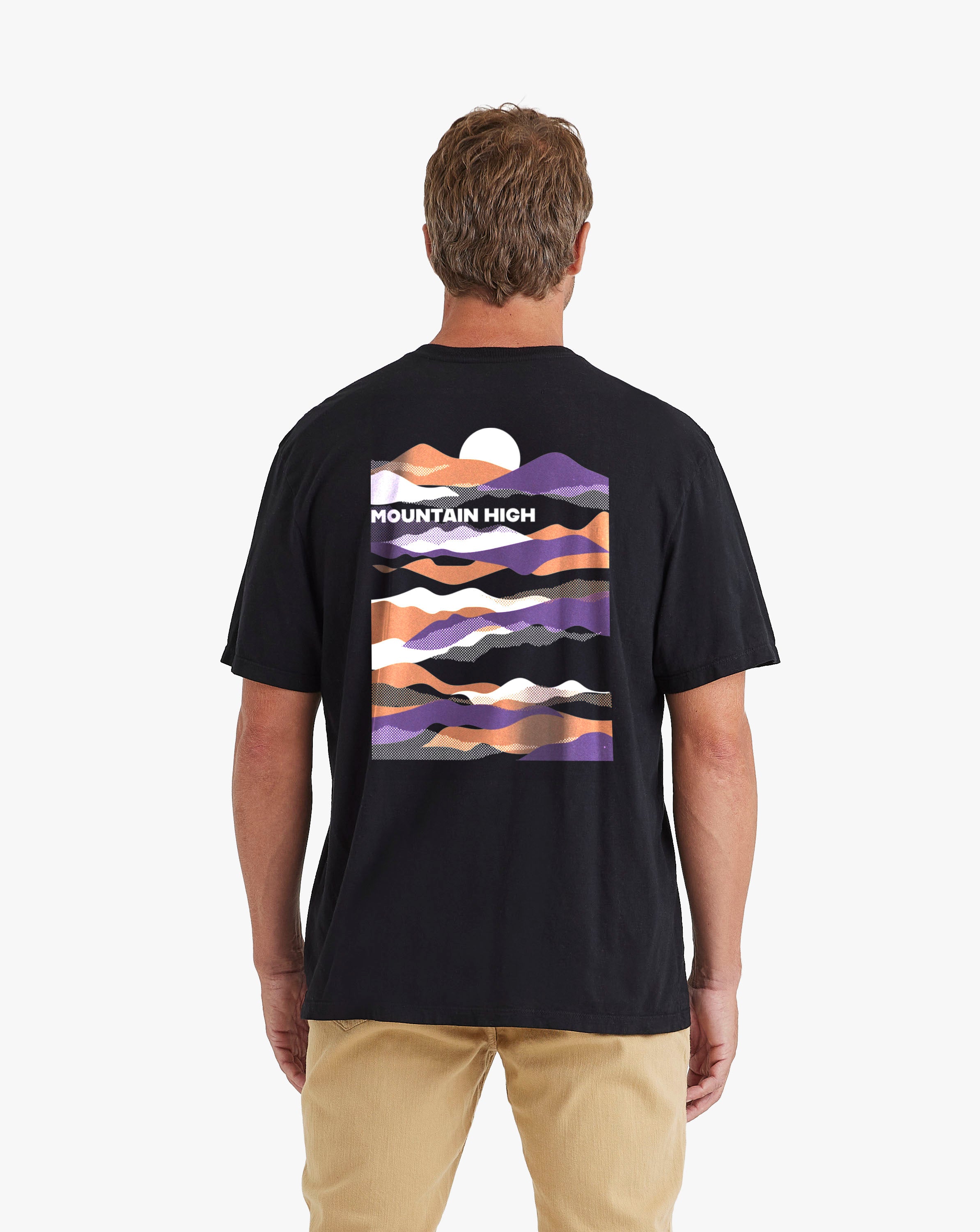 Camiseta Mountain High - Preta
