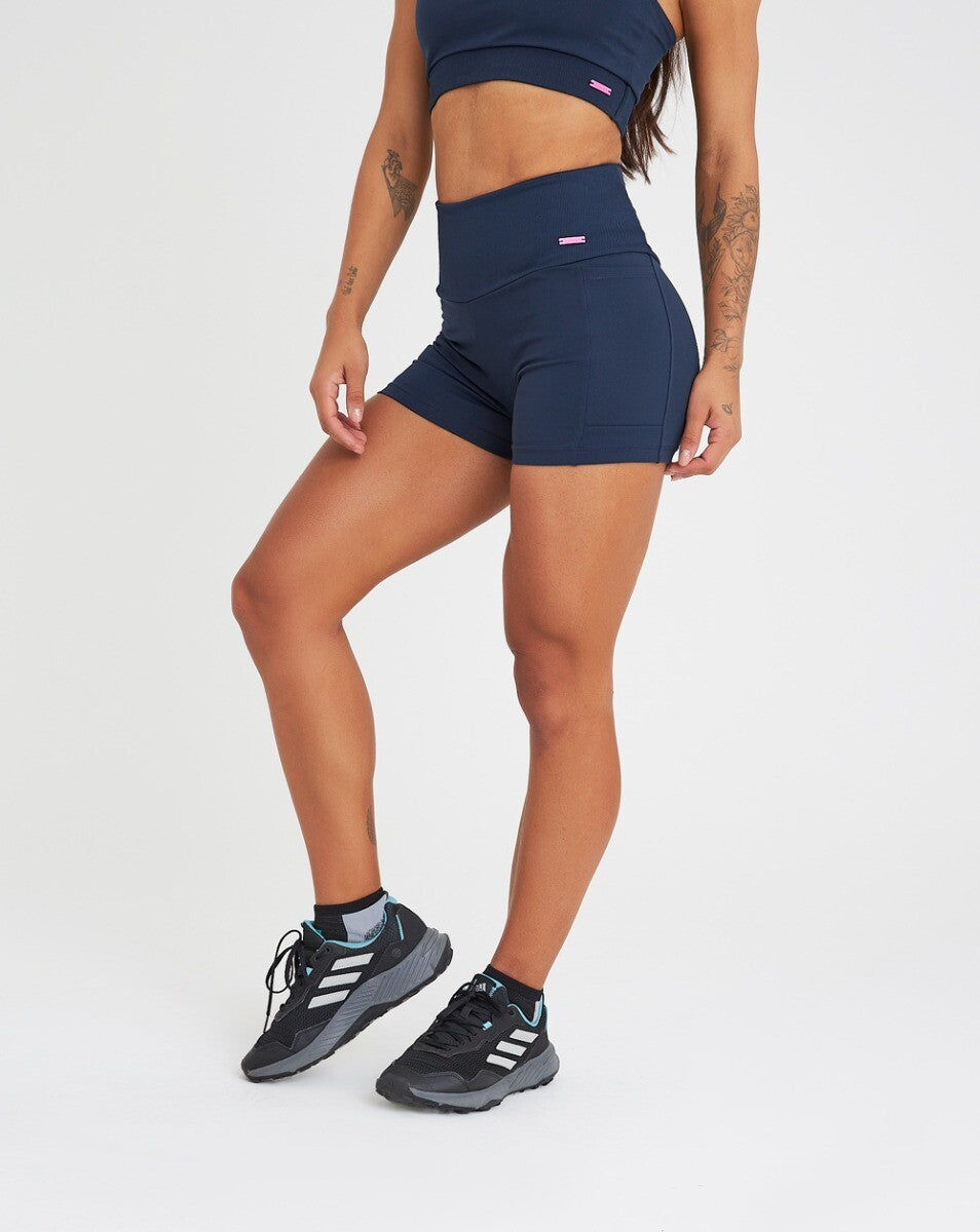 Shorts Meia Coxa Ananda - Marinho