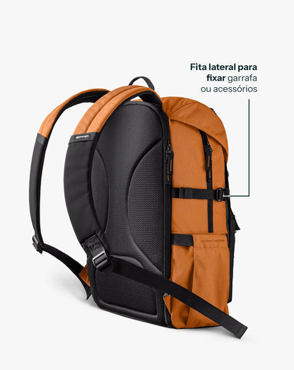 Mochila Pelican 30L - Preto e Caramelo