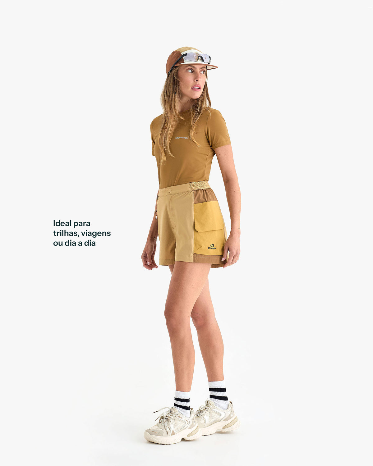 Shorts Raven Feminino - Areia