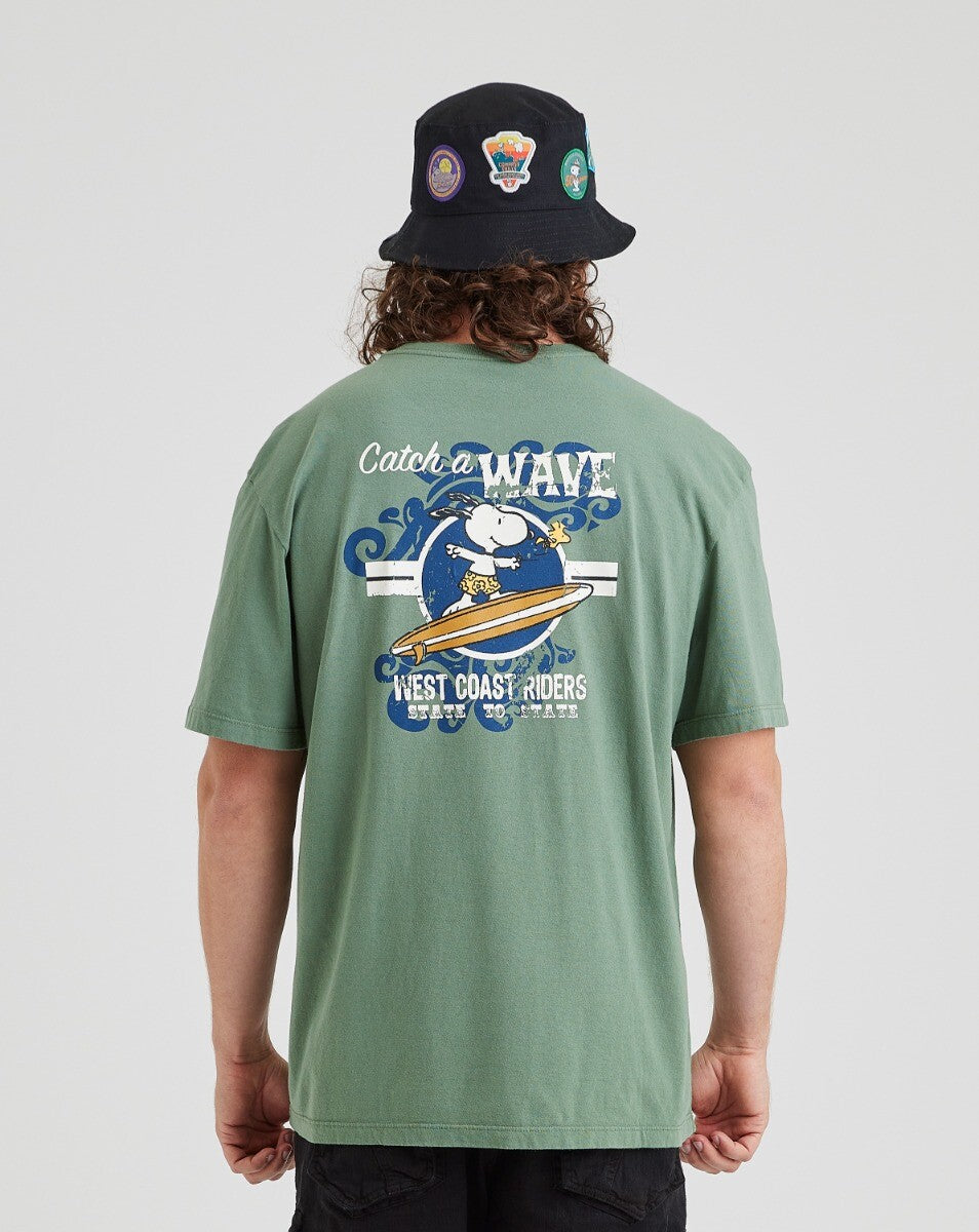 Camiseta Snoopy Waves - Verde