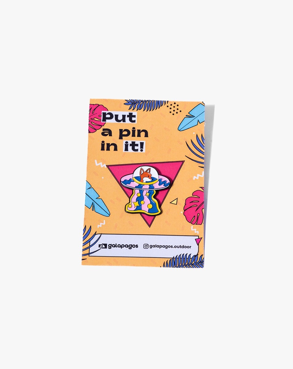Pin Galapagos Spaceship Colorido