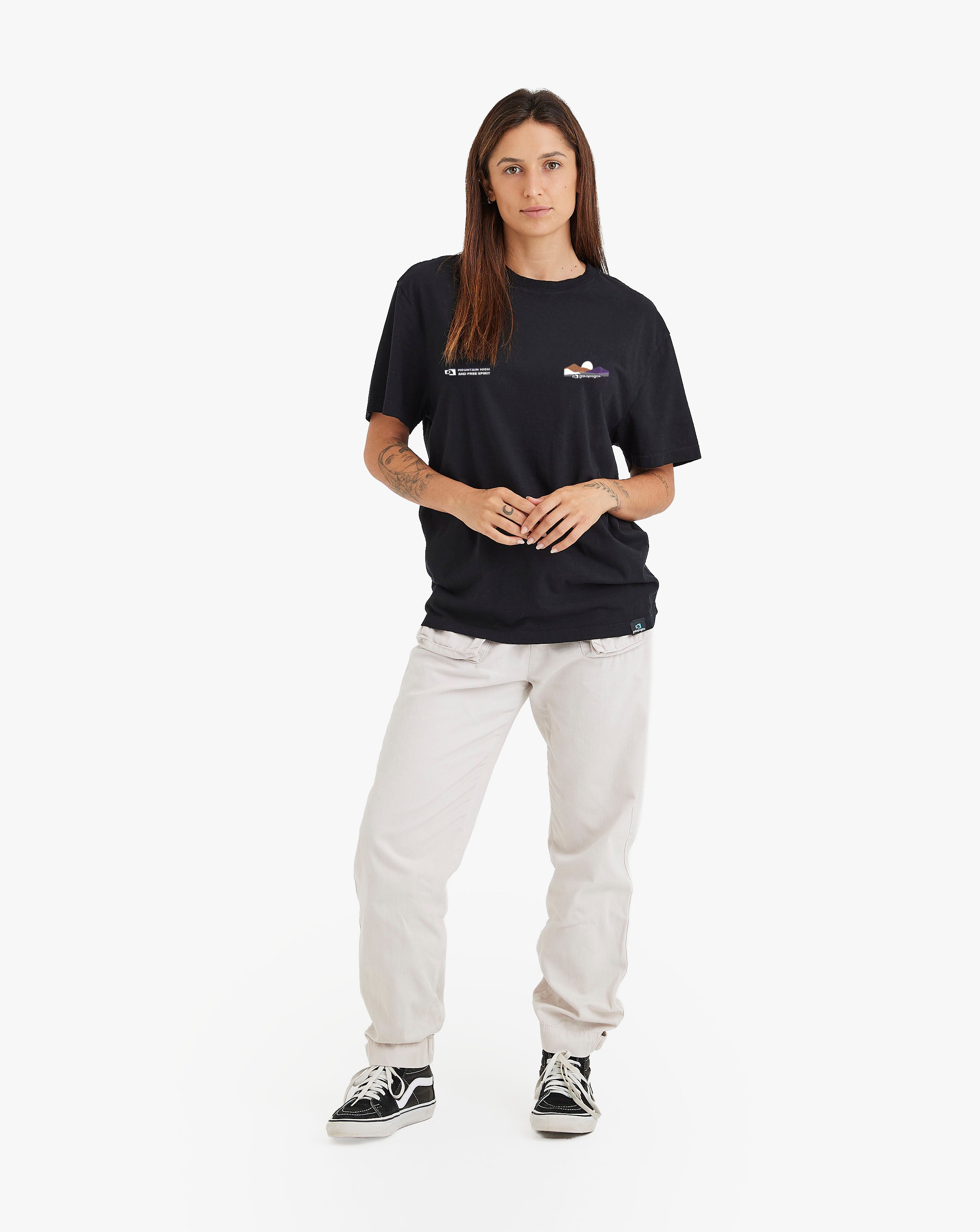 Camiseta Mountain High - Preta