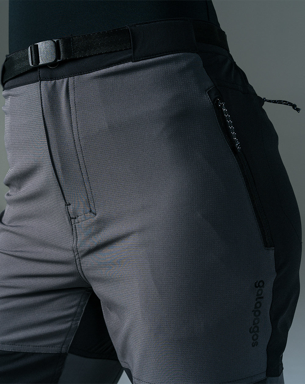 Calça Técnica Hiker Feminina - Chumbo e Preta