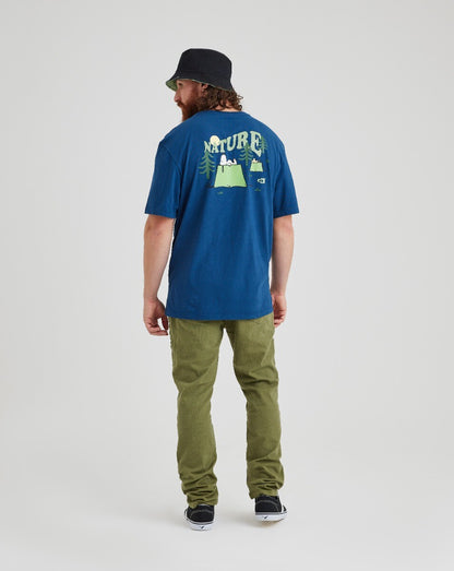 Camiseta Snoopy Nature - Azul Marinho
