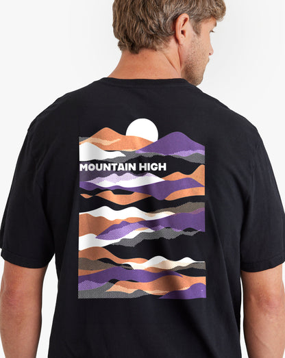 Camiseta Mountain High All Gender - Preta