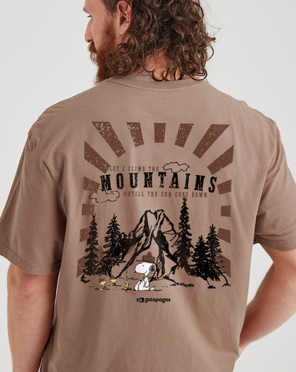 Camiseta Snoopy Mountains - Caqui