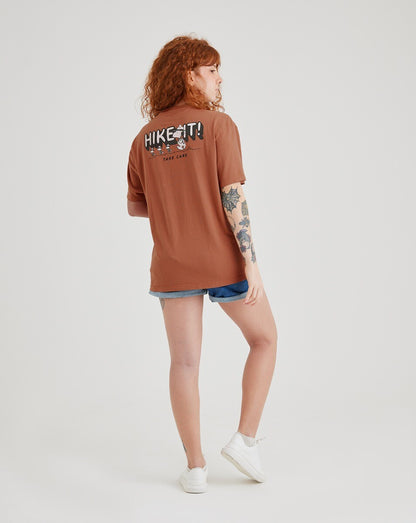Camiseta Snoopy Hike It - Marrom