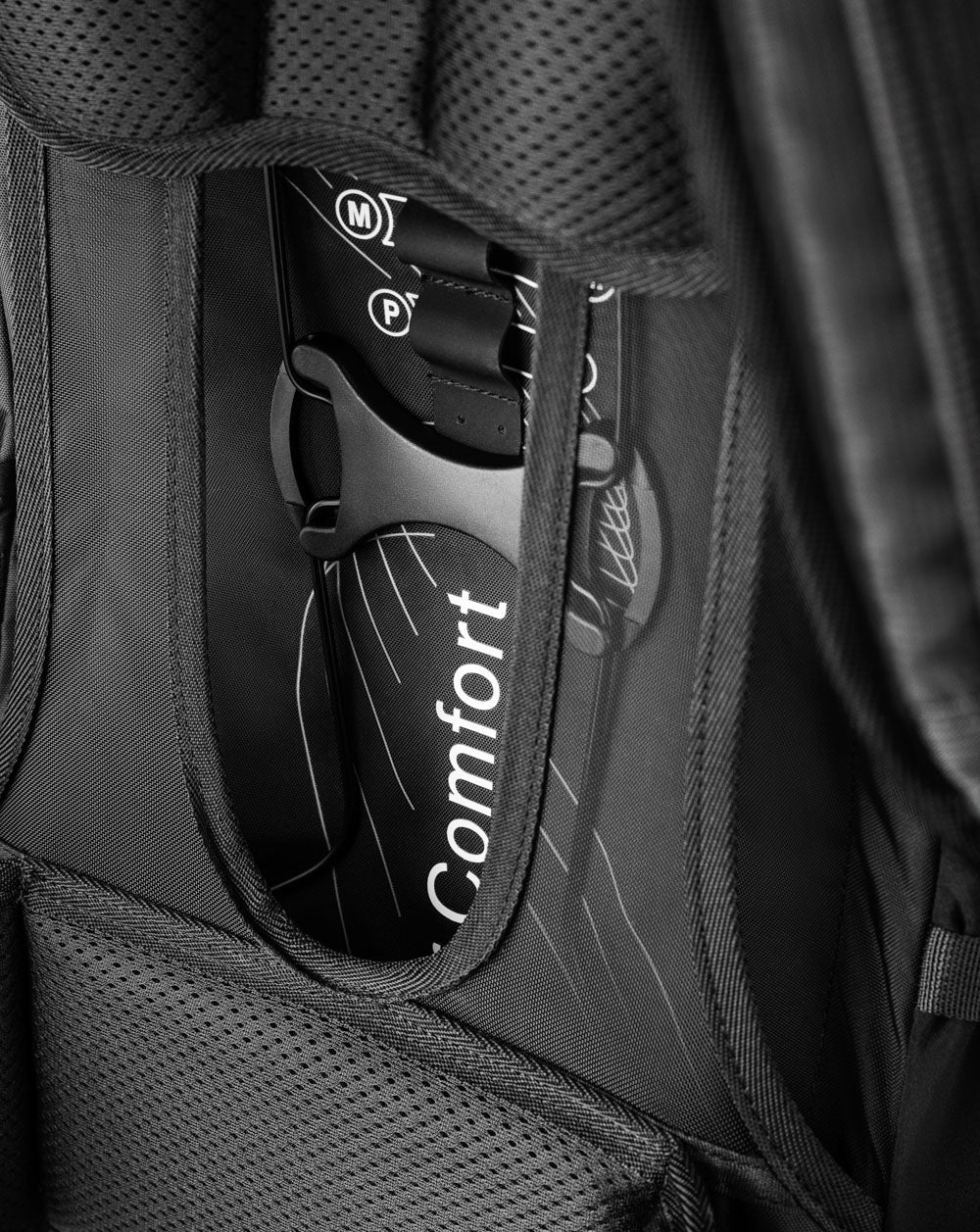 Mochila Charger 50L - Preta