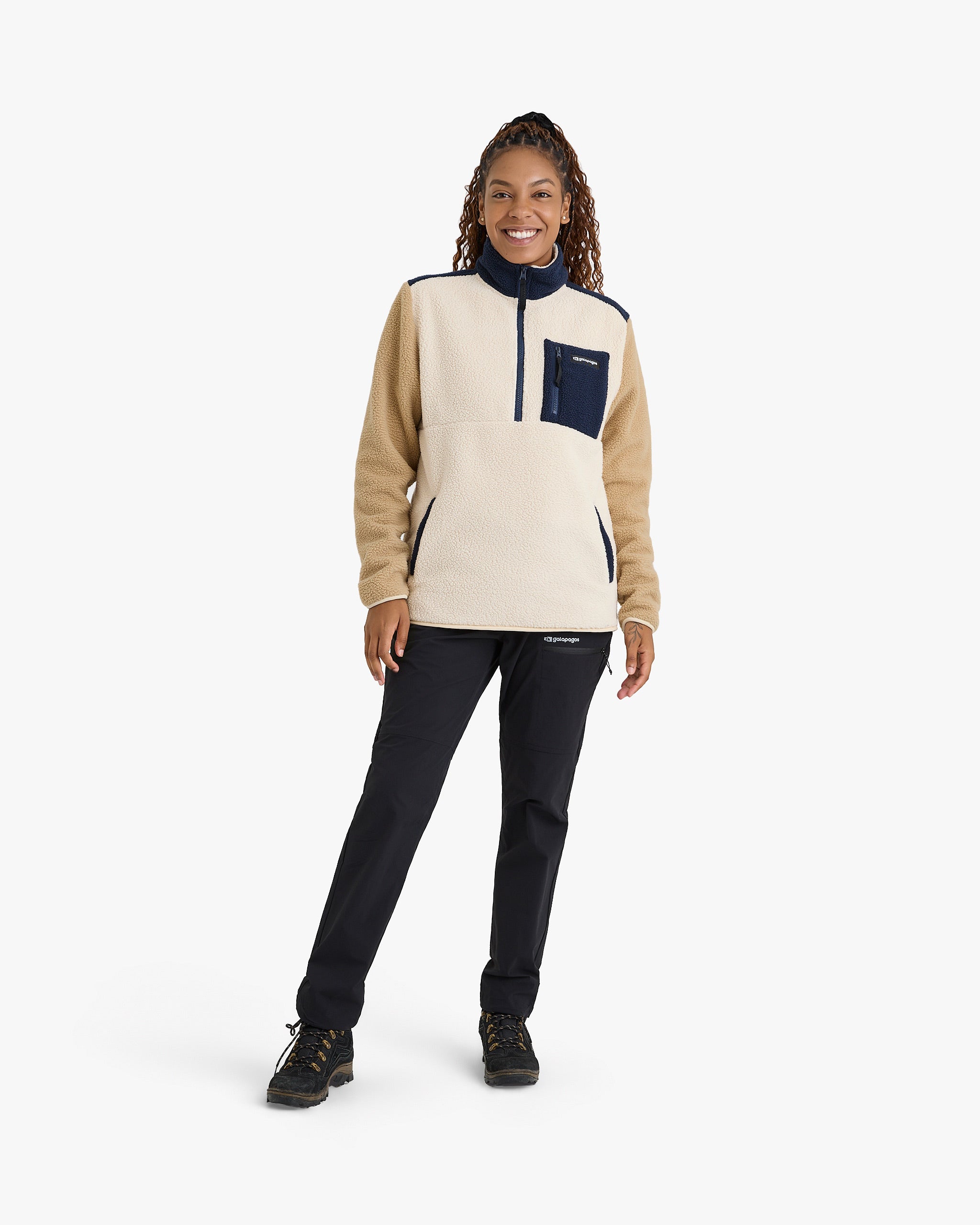 Blusão Fleece Sherpa All Gender - Off White e Cáqui