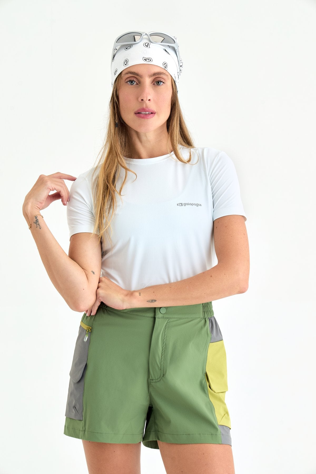 Shorts Raven Feminino - Verde e Cinza