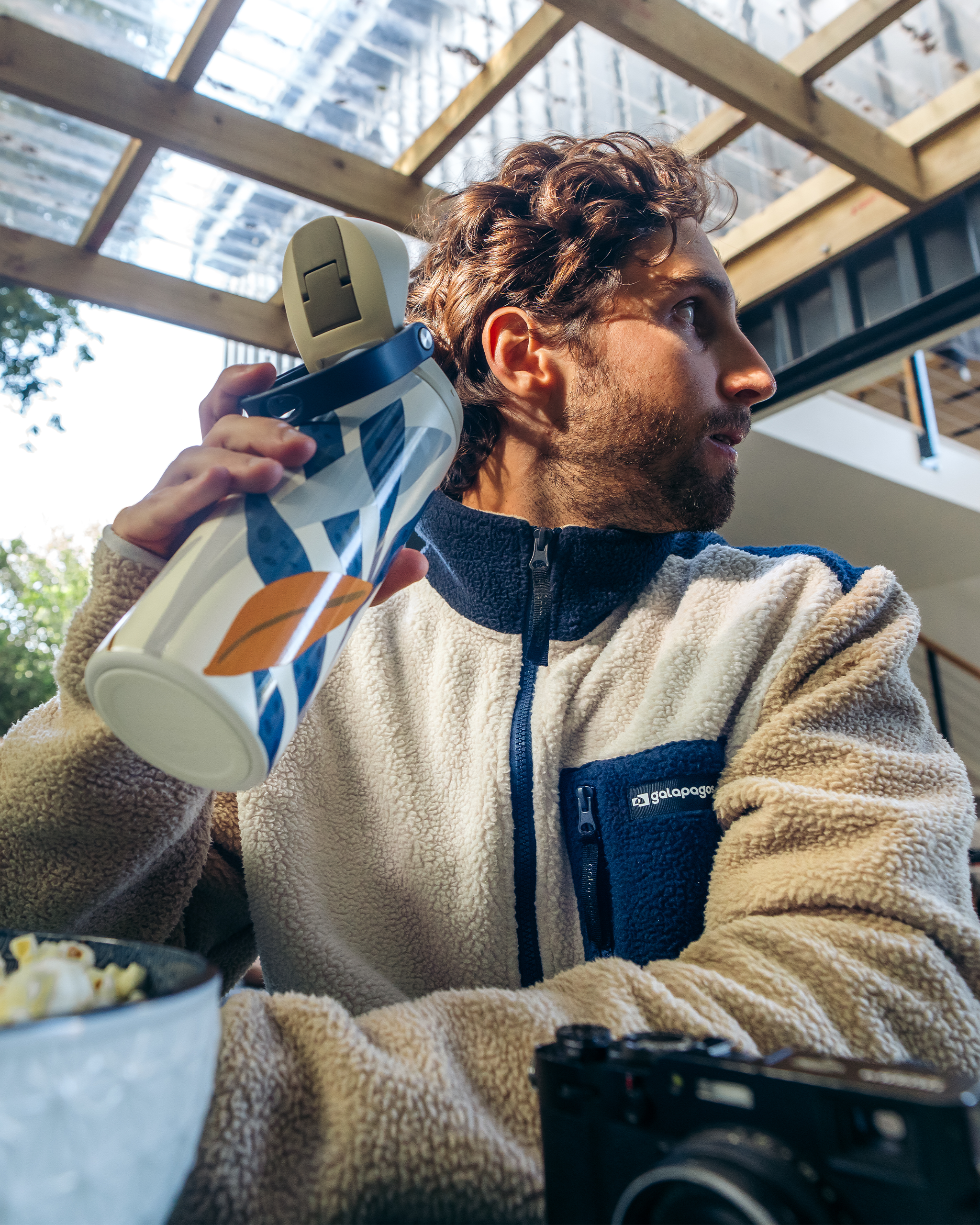 Blusão Fleece Sherpa All Gender - Off White e Cáqui