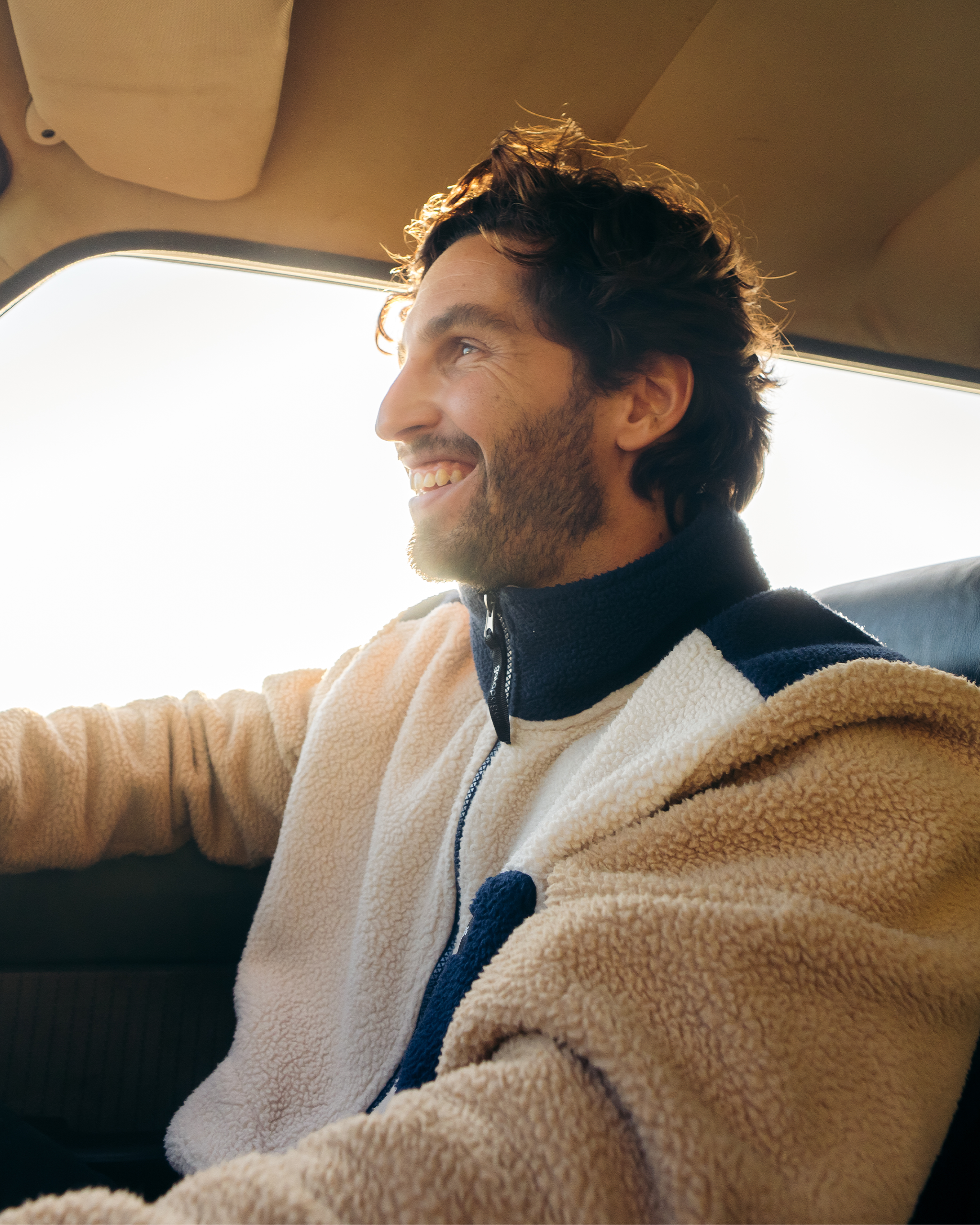 Blusão Fleece Sherpa All Gender - Off White e Cáqui