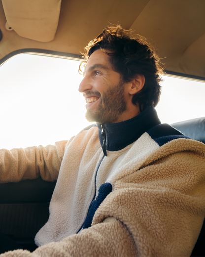 Blusão Fleece Sherpa All Gender - Off White e Cáqui