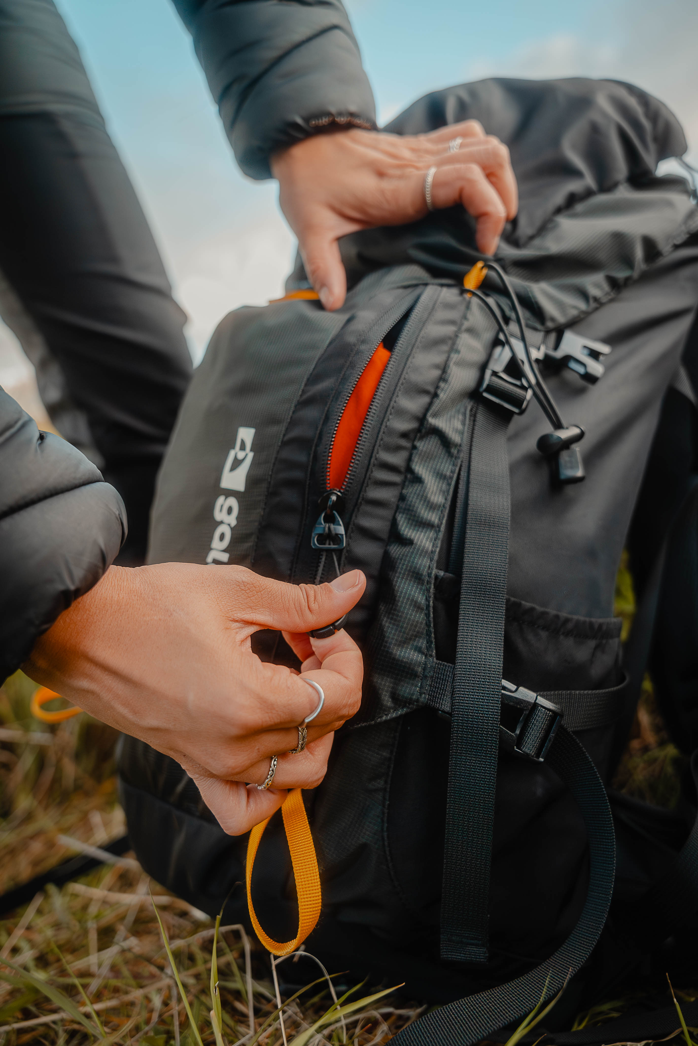 Mochila Charger 50L - Preta